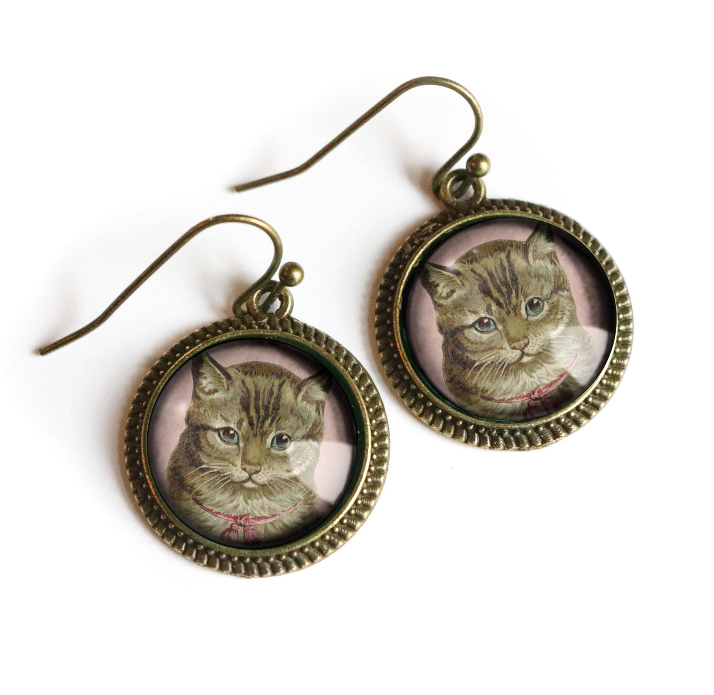 Best Friends Victorian Tabby Cat Earrings