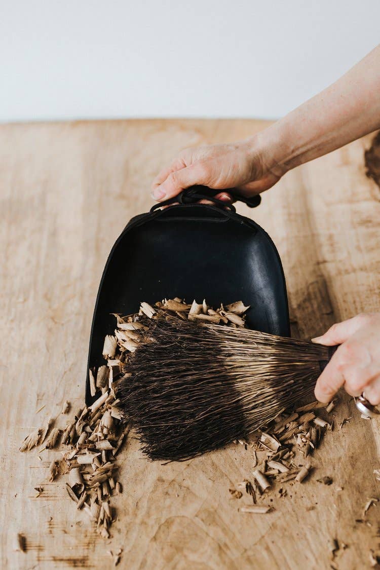 Leather Dustpan Wholesale