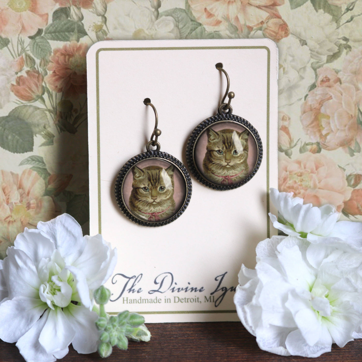 Best Friends Victorian Tabby Cat Earrings