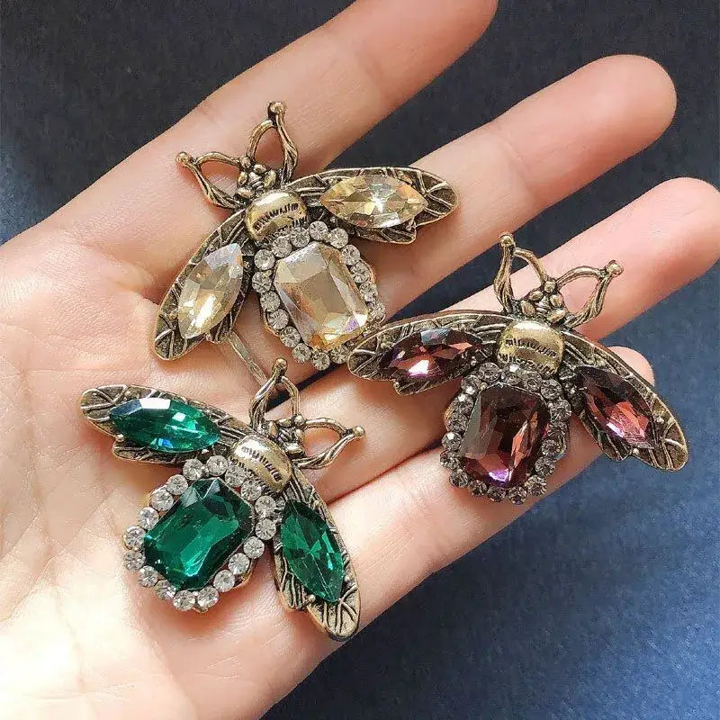 Classic Glam Bee Brooch