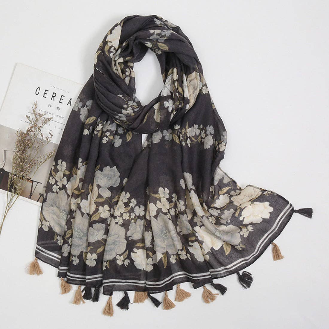 Casual Patterned Tasseled Scarves