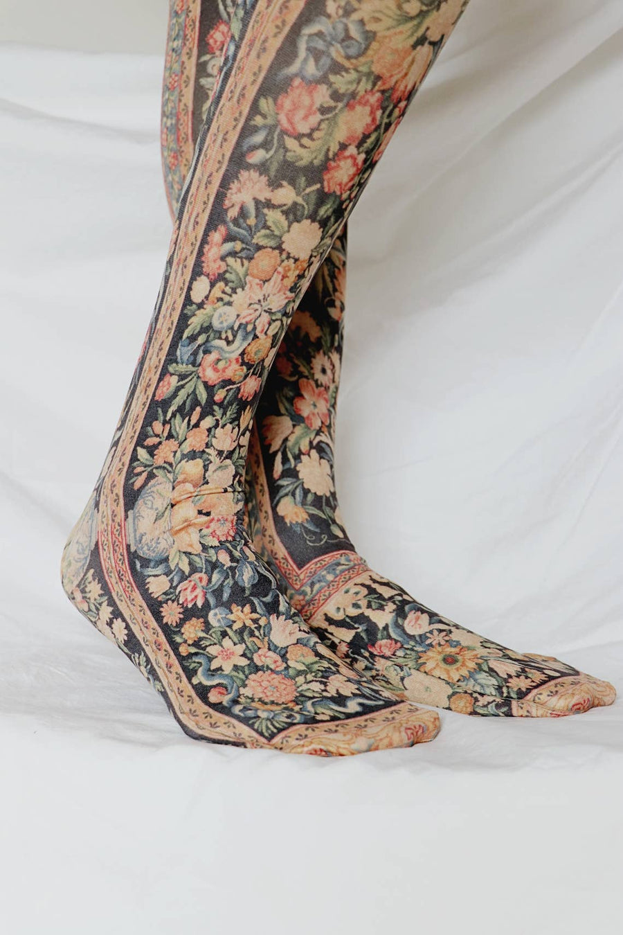 Savonnerie Printed Art Tights